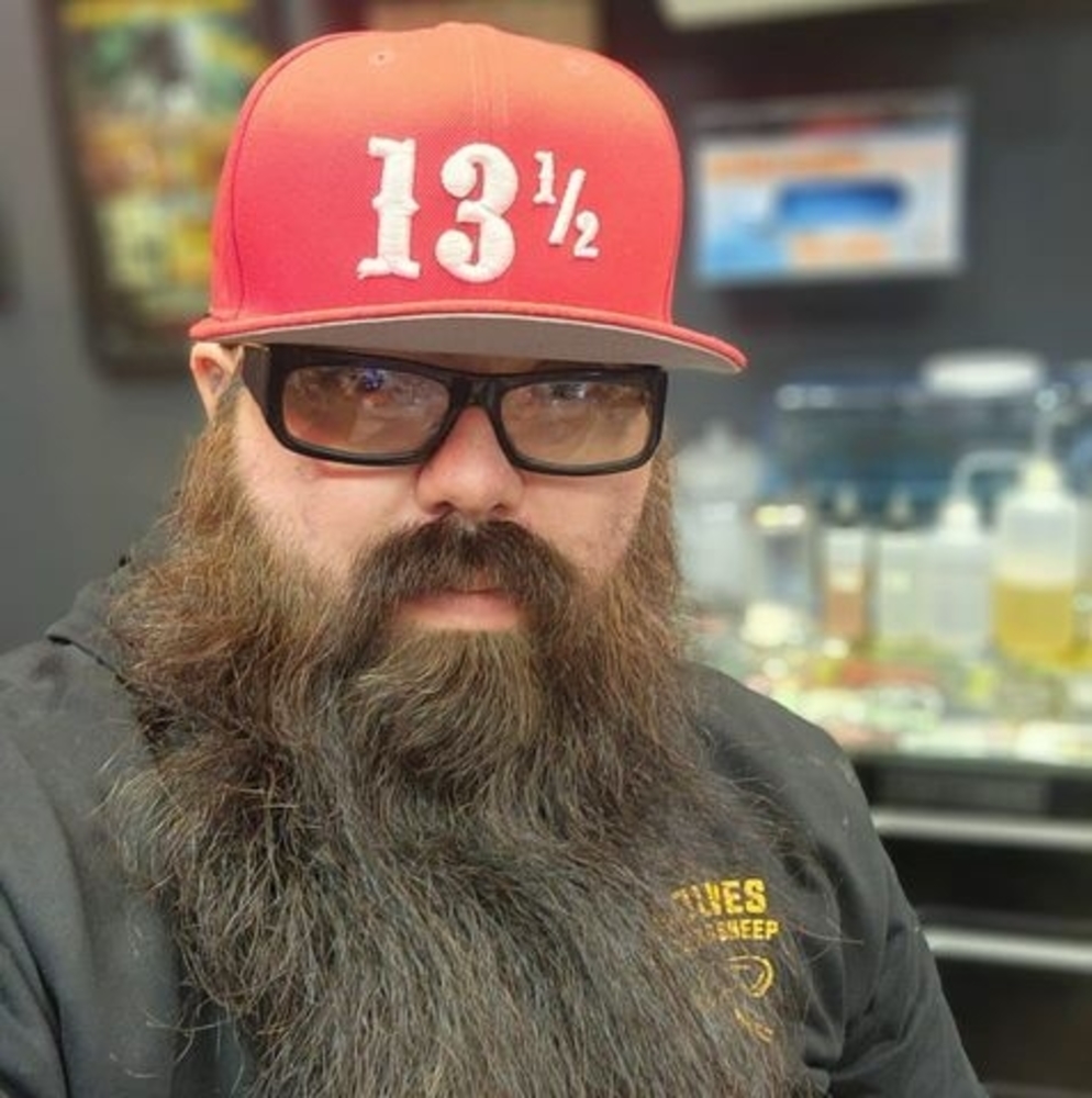 Meet your Posher, Justin